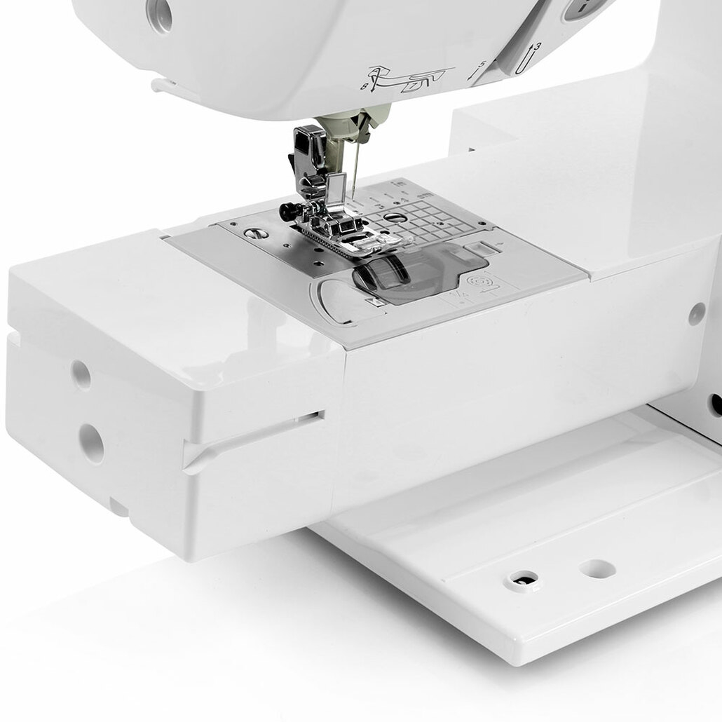 Bro Innov-ís Pacesetter PS500 Computerized Sewing Machine / Optional Distin Starter Sewing Package