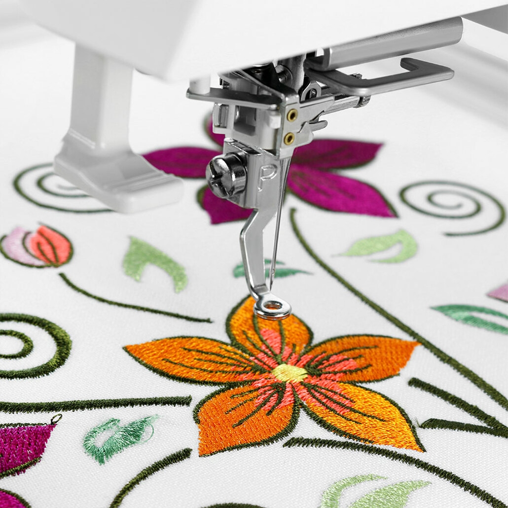 JAN Memory Craft 500e Computerized Embroidery Machine w/ FREE! Spool Stand and Embroidery Hoop V.I.P Reward Package and FREE! Next-Day Shipping